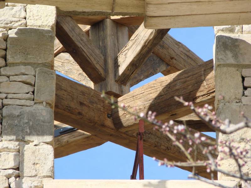 charpente bois sur-mesure à Rognes en Provence 13840